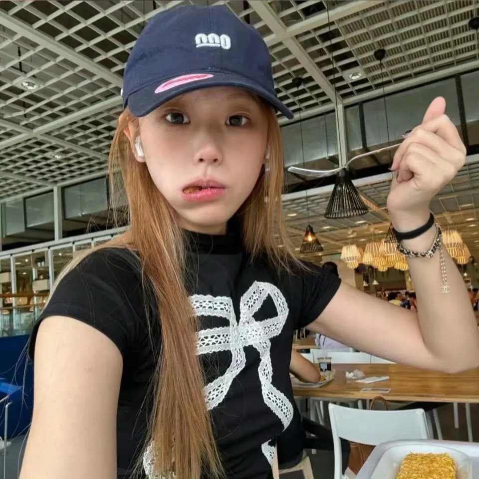 吃蛋糕的人